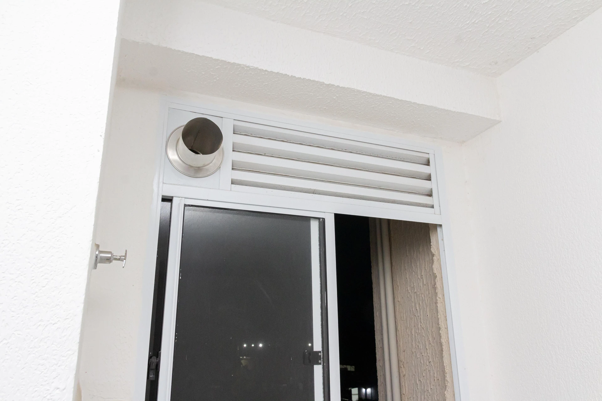 Apartamento sin amueblar con 2 dormitorios y 1 baño — photo 64