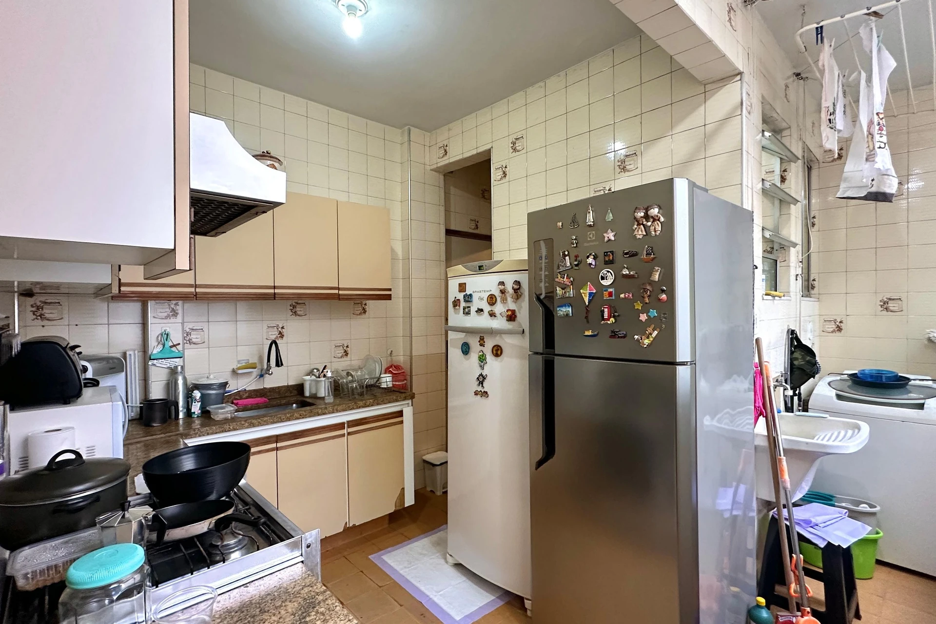 Furnished apartment with 3 bedrooms and 2 bathrooms — photo 2