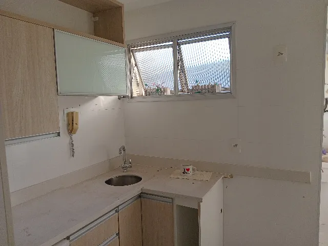 60 m² apartment with a walk-in closet and a home office — photo 2