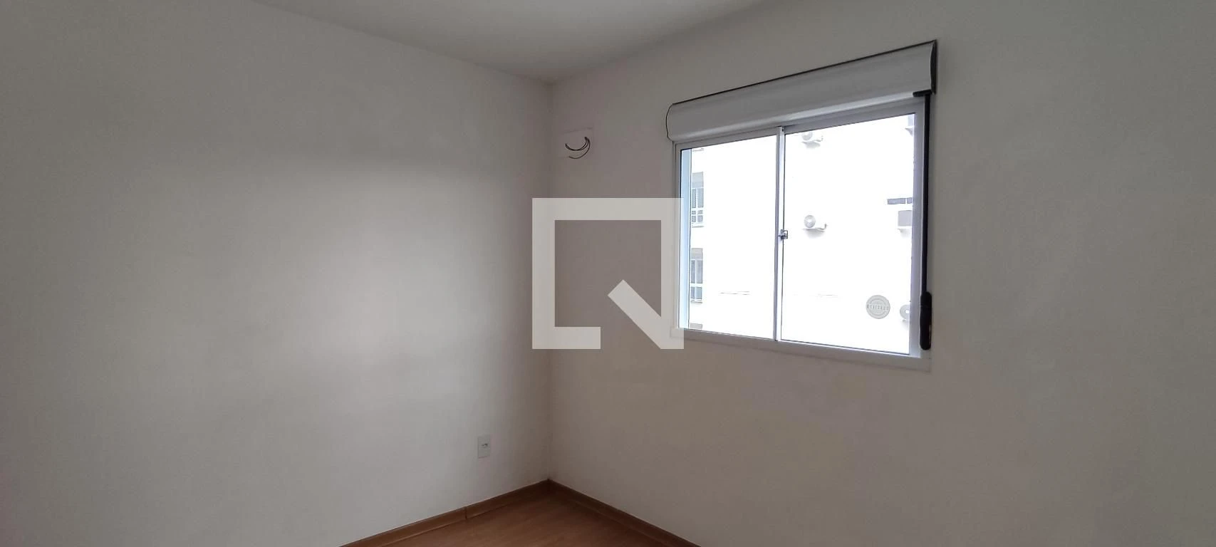 2-bedroom apartment in a building with a pool — photo 25