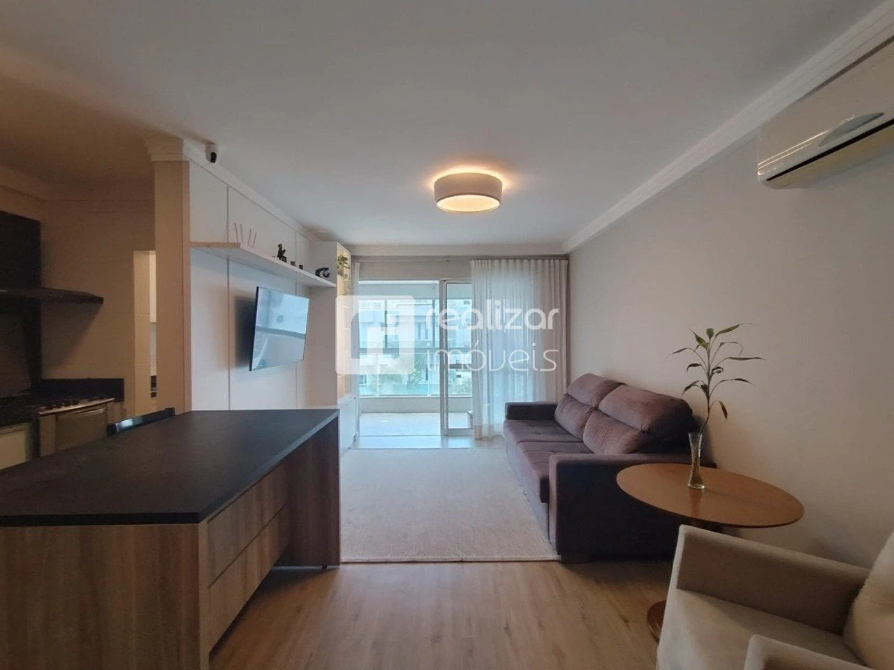 3-bedroom apartment with balcony and private barbecue