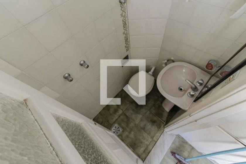 Rental apartment with 3 bedrooms, 160 m² and balcony — photo 48