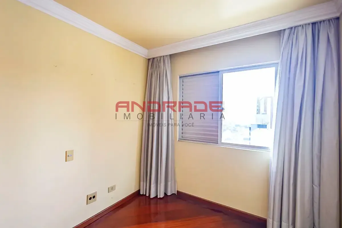 Unfurnished 3-bedroom apartment with 118 m² — photo 42