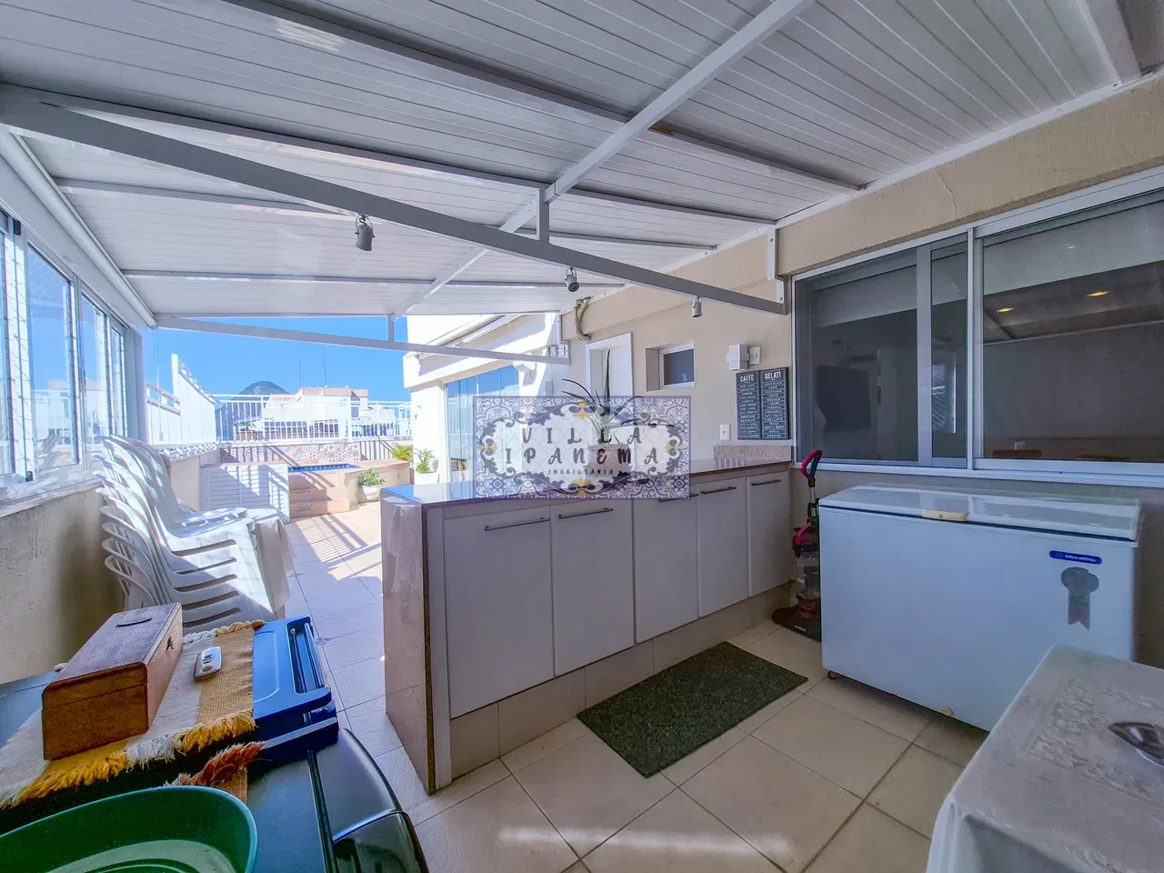 Furnished 286 m² penthouse with 4 bedrooms and 4 baths — photo 13
