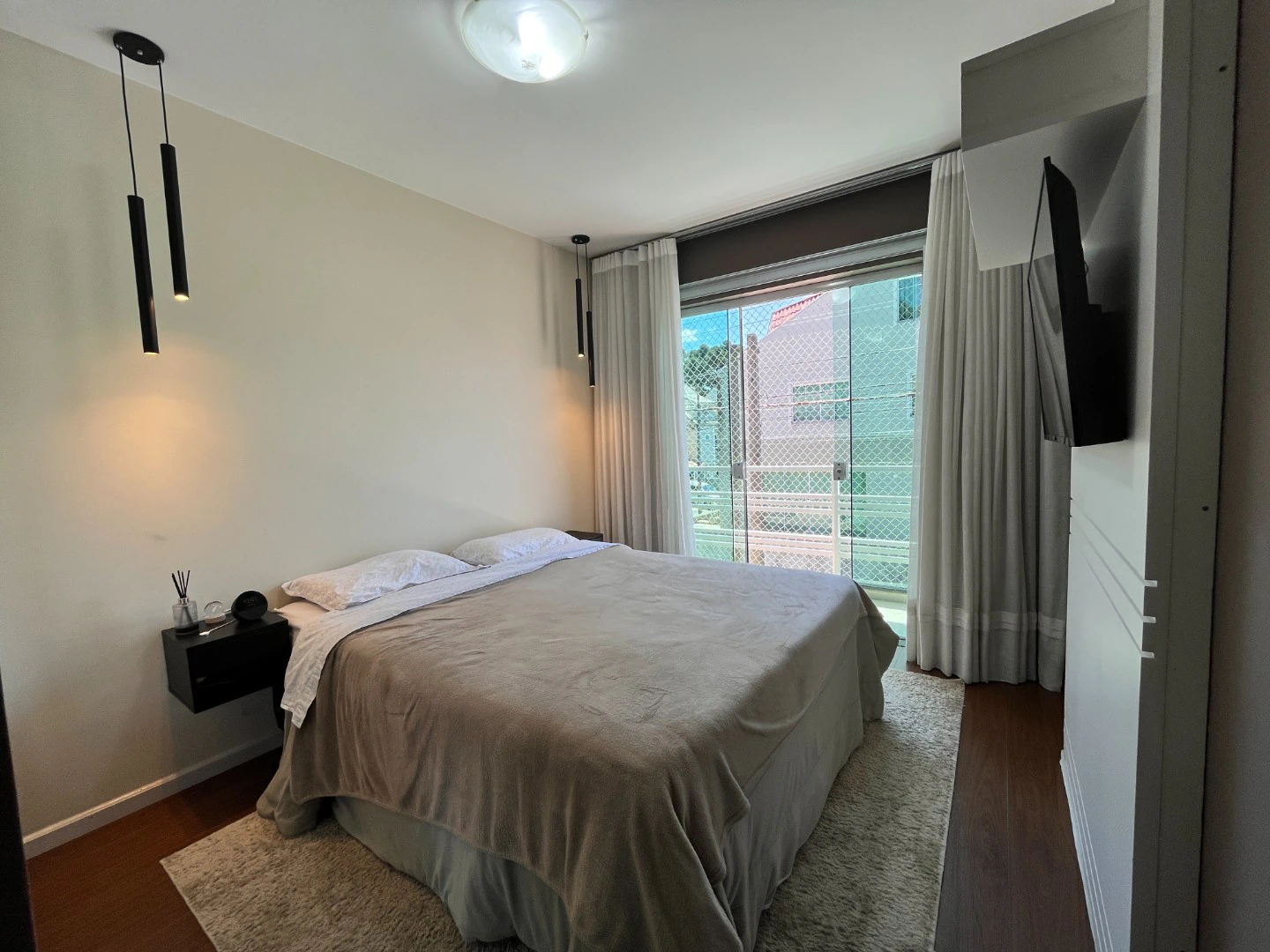 3 quartos e banheira: casa de 180 m² — photo 18