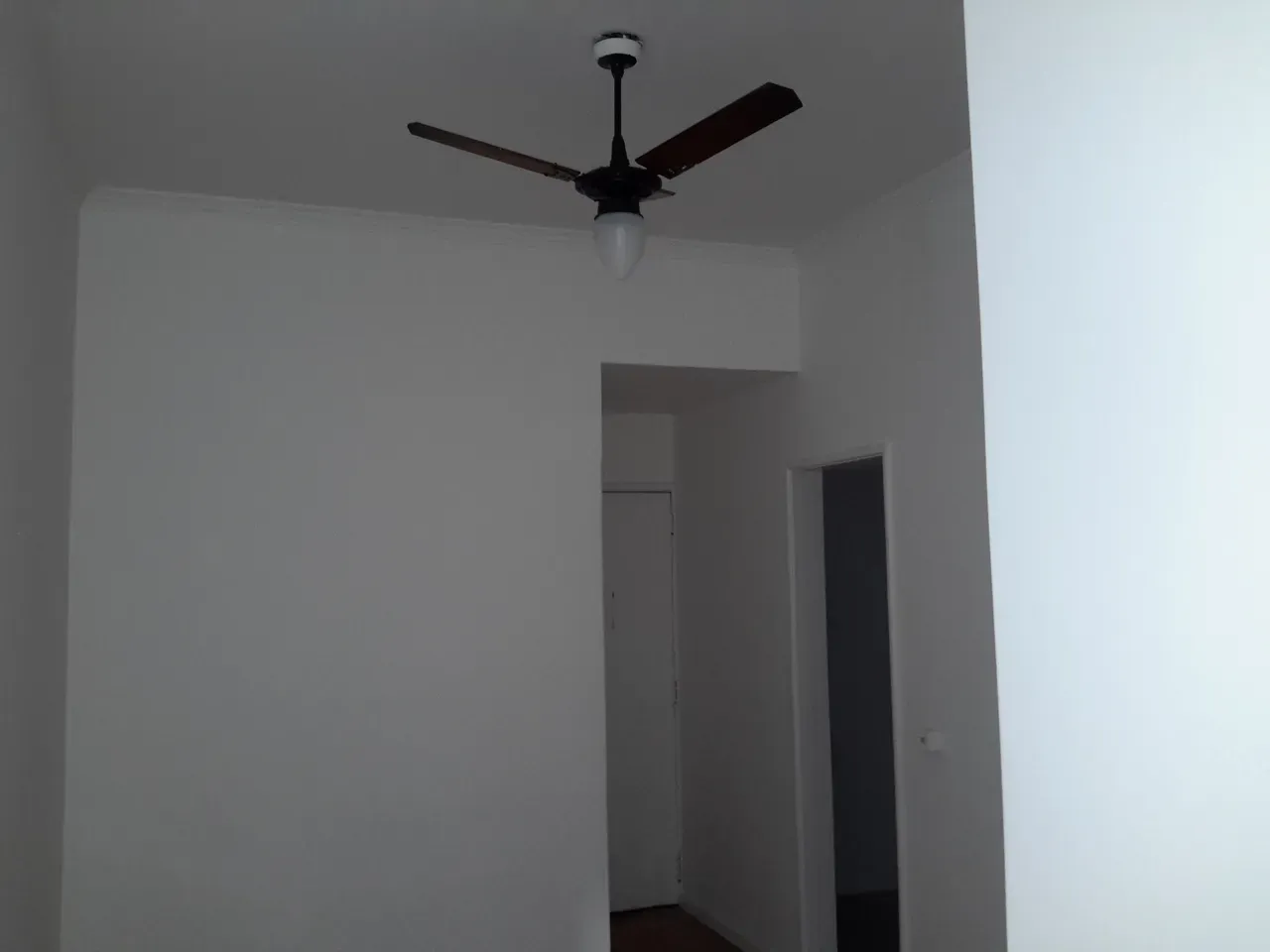 Дерев'яна підлога або ламінат та 1 спальня: квартира 38 м² — photo 17