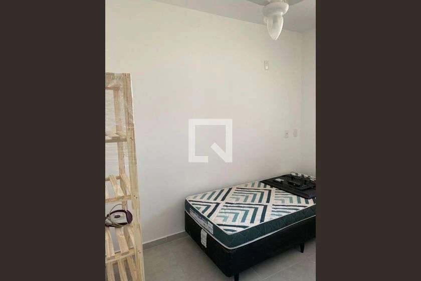 43 m² rental apartment with 2 bedrooms and a balcony — photo 3