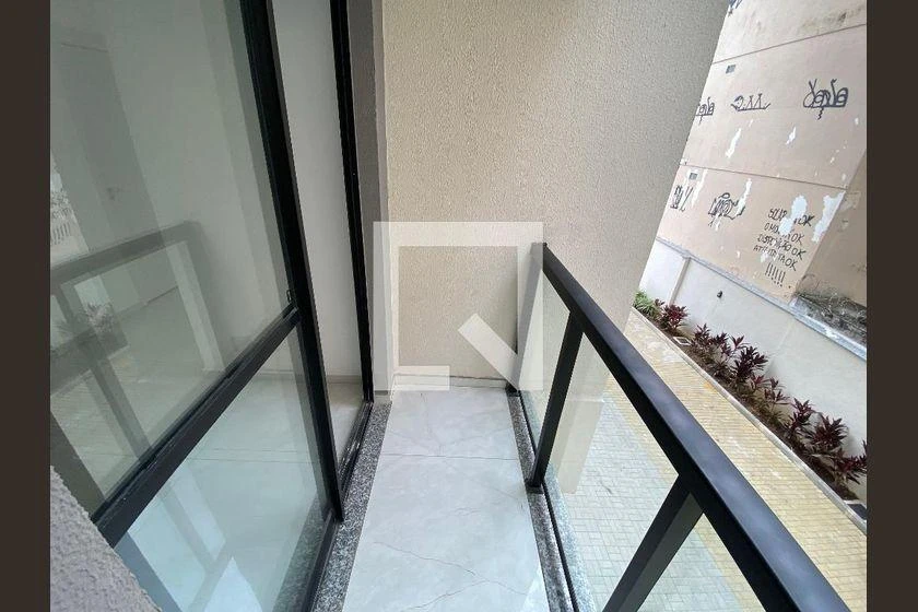 Unfurnished 2-bedroom apartment, 500 m² and 4 parking spaces — photo 30