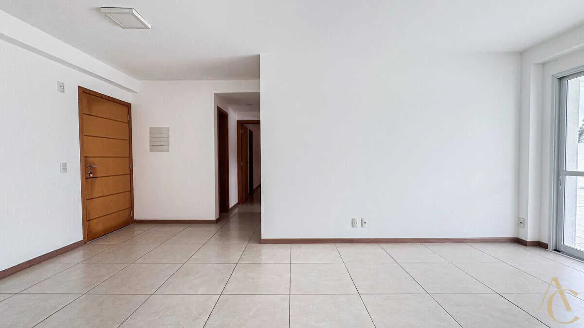 Rental apartment with 2 en-suite bedrooms and 243 m² — photo 31