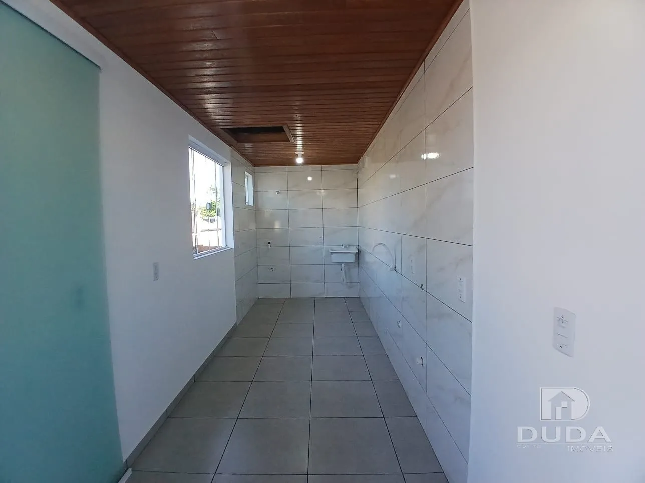 Studio kitnet with a balcony and 1 parking space — photo 4