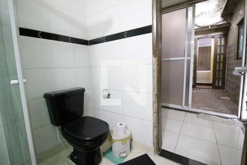 Furnished 2-bedroom house with 90 m² and 1 bathroom — photo 2