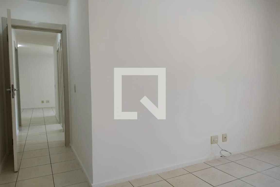 Unfurnished apartment with 3 bedrooms and open kitchen — photo 67