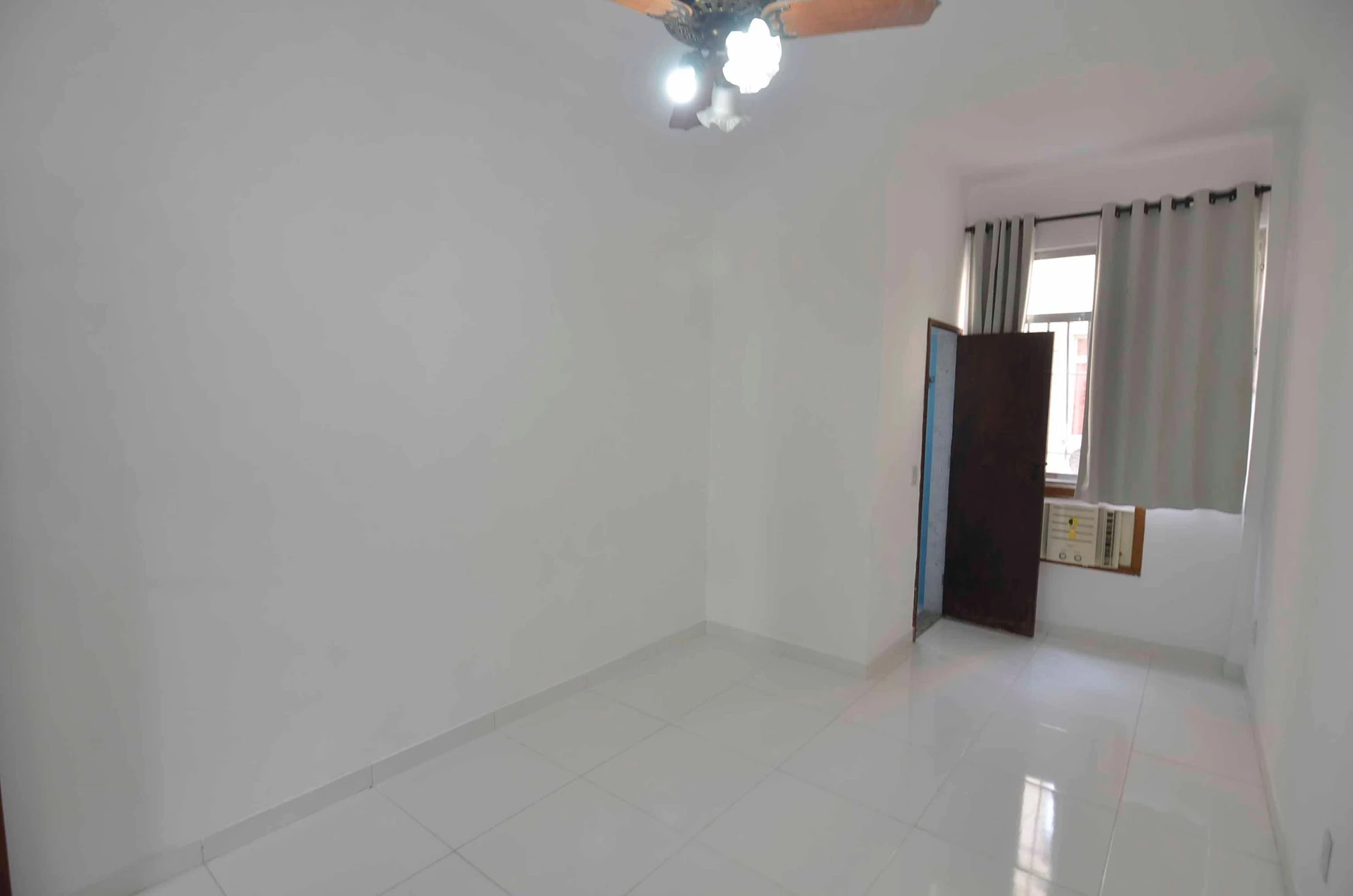 3-bedroom apartment with a park view — photo 19