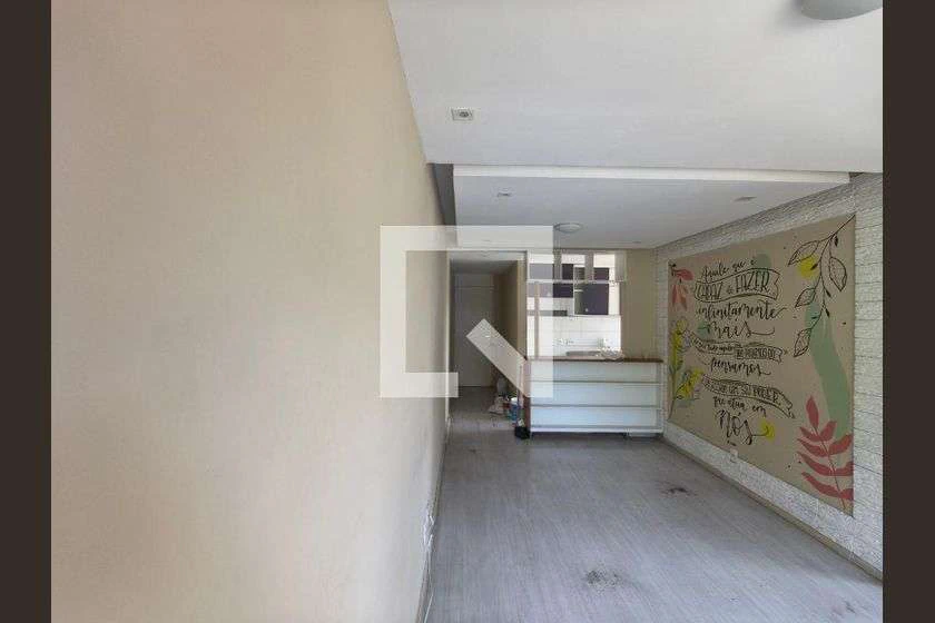 Apartamento de 2 quartos e 1 banheiro com cozinha fechada — photo 12