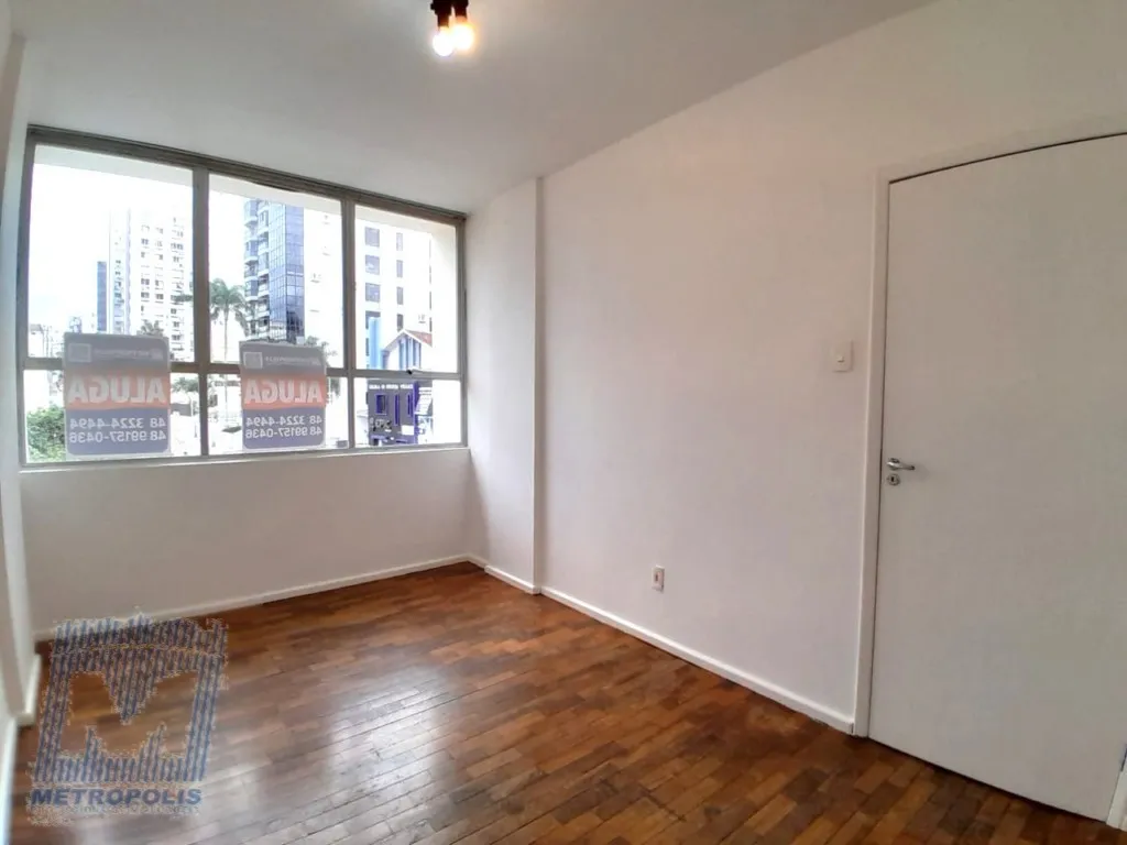 Apartamento de 61 m² con 2 dormitorios y balcón — photo 12