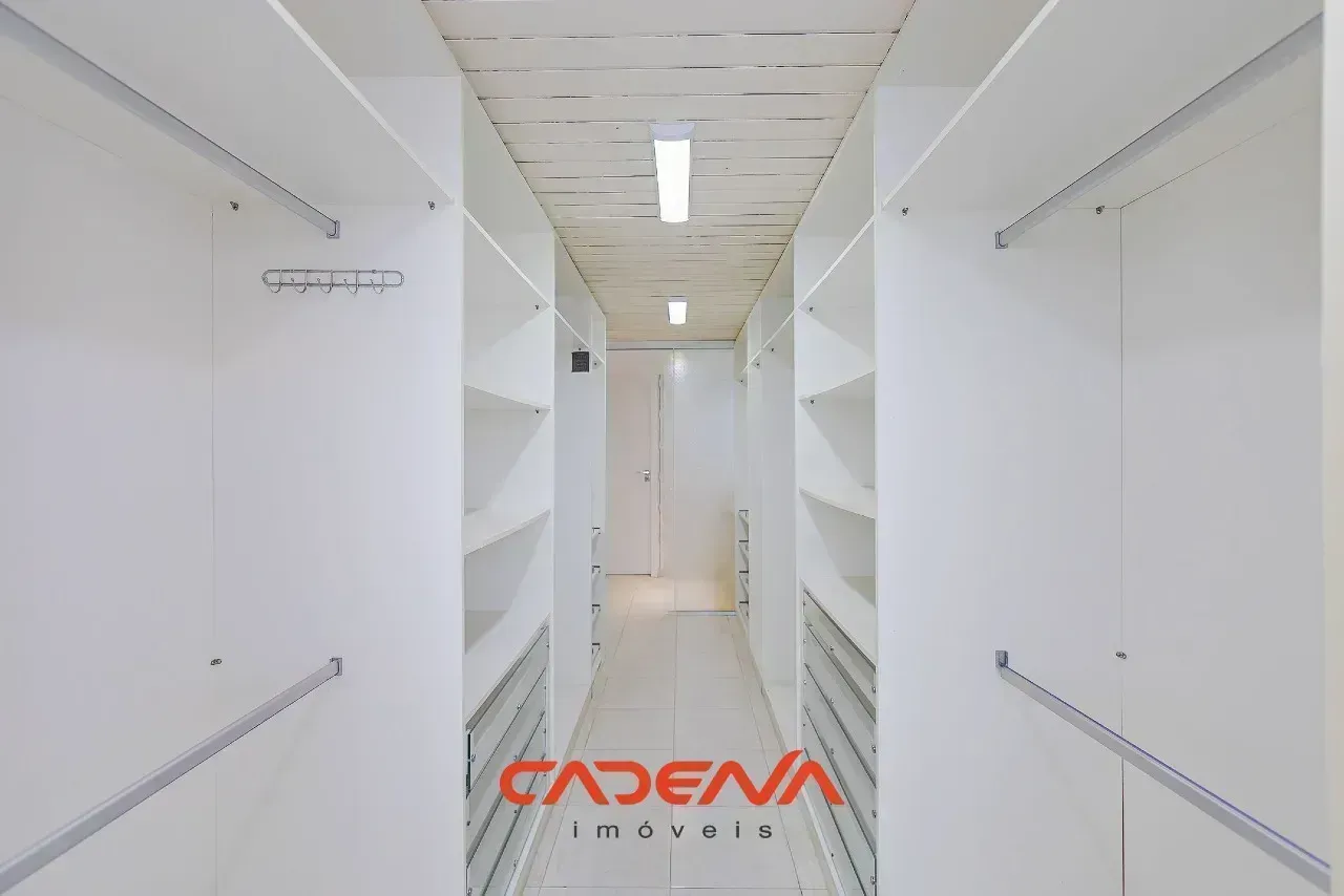 Будинок 390 м² з 4 спальнями-сюїтами та 4 місцями — photo 27