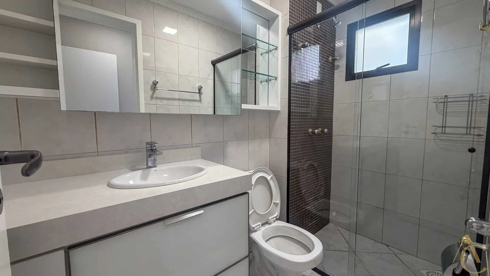 Apartamento amueblado de 115 m² con 3 habitaciones y suite — photo 21