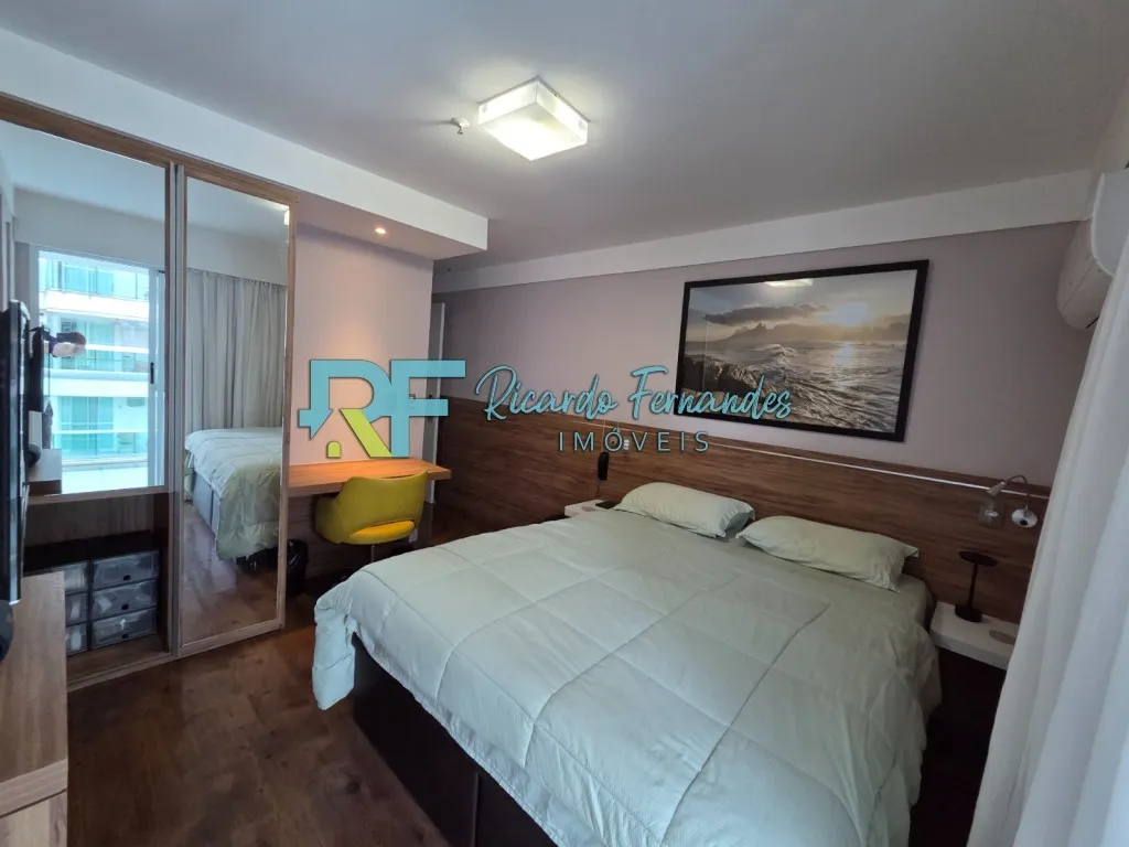 Furnished 1-bedroom apartment with open-plan kitchen — photo 4