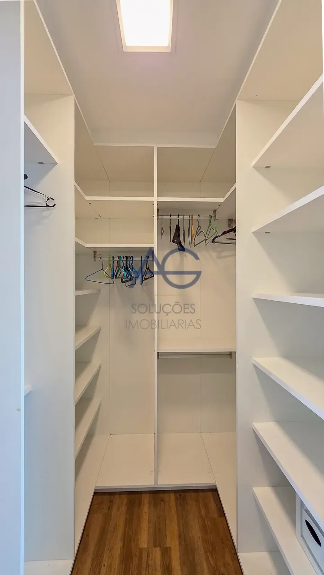 Duplex penthouse with 1 bedroom and open views — photo 50