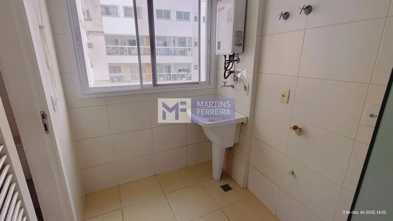 Apartment with 3 bedrooms, 2 baths and a balcony — photo 9