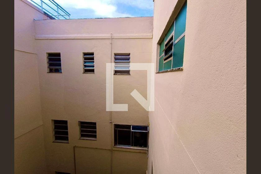 127 m² apartment with 3 en-suite bedrooms and balcony — photo 49