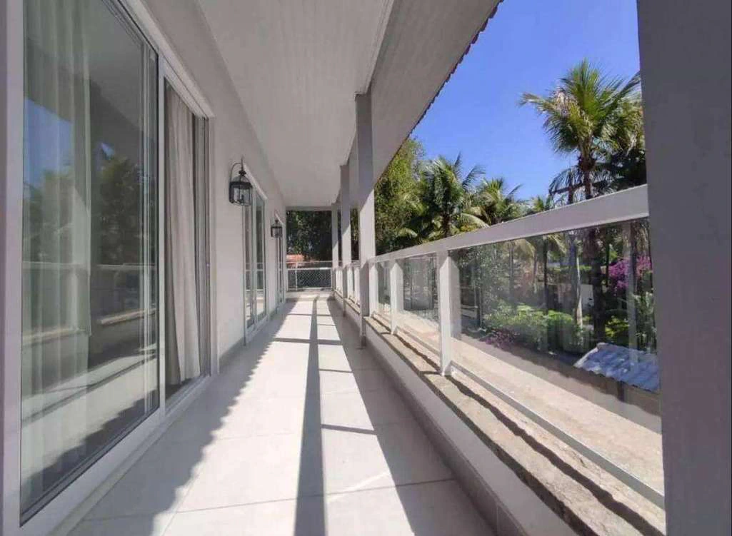 Rental house with 4 en-suite bedrooms and 550 m² — photo 5