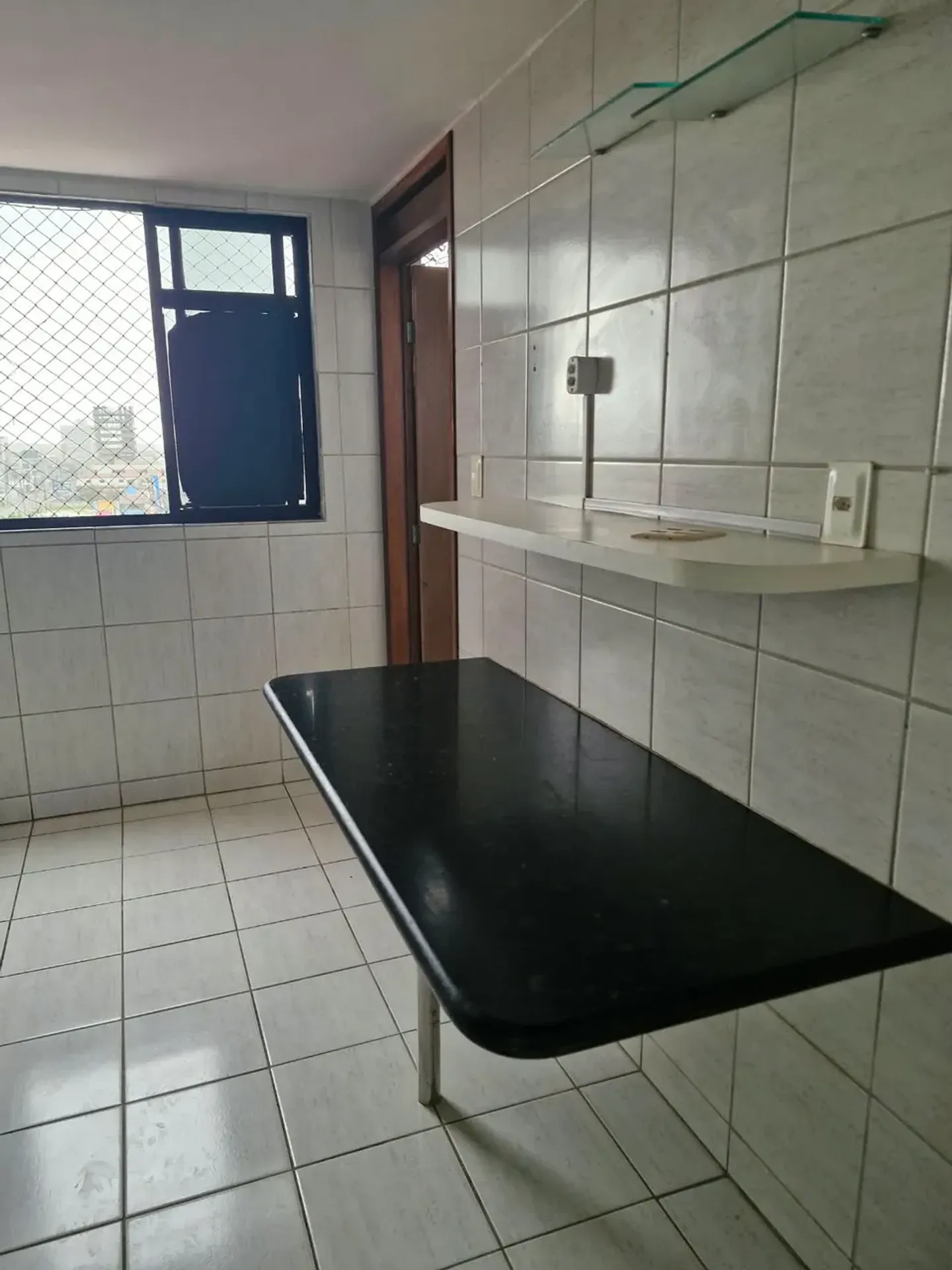 3-bedroom apartment in a building with a pool — photo 8
