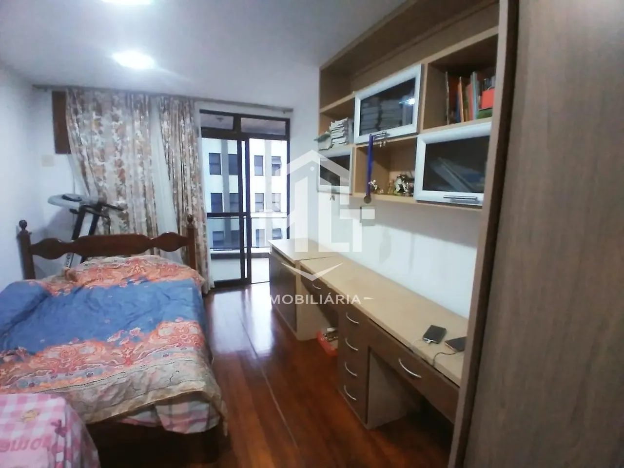 Apartamento com 4 quartos, varanda e ar-condicionado — photo 14