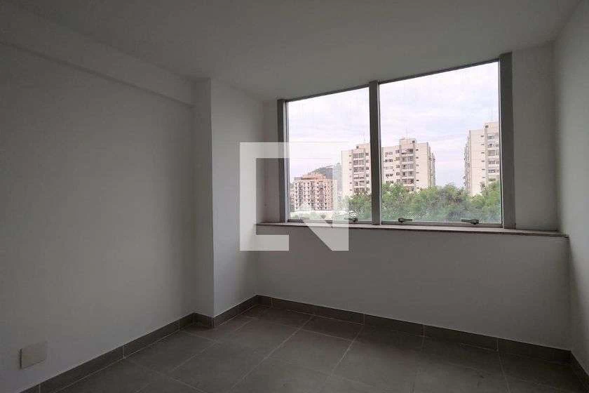 1-bedroom apartment with open-plan kitchen and 50 m² — photo 10