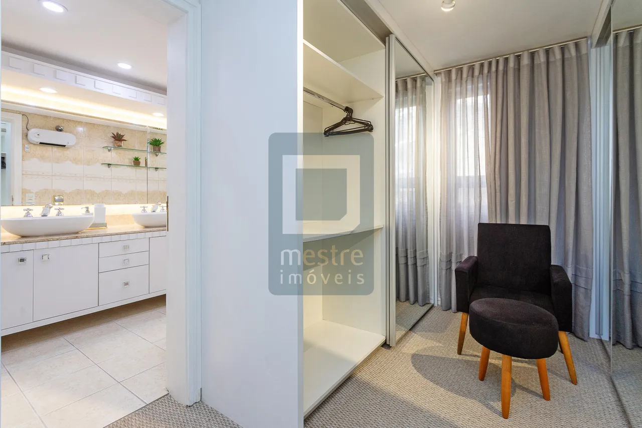 Apartamento mobiliado com 3 dormitórios e 4 banheiros — photo 36