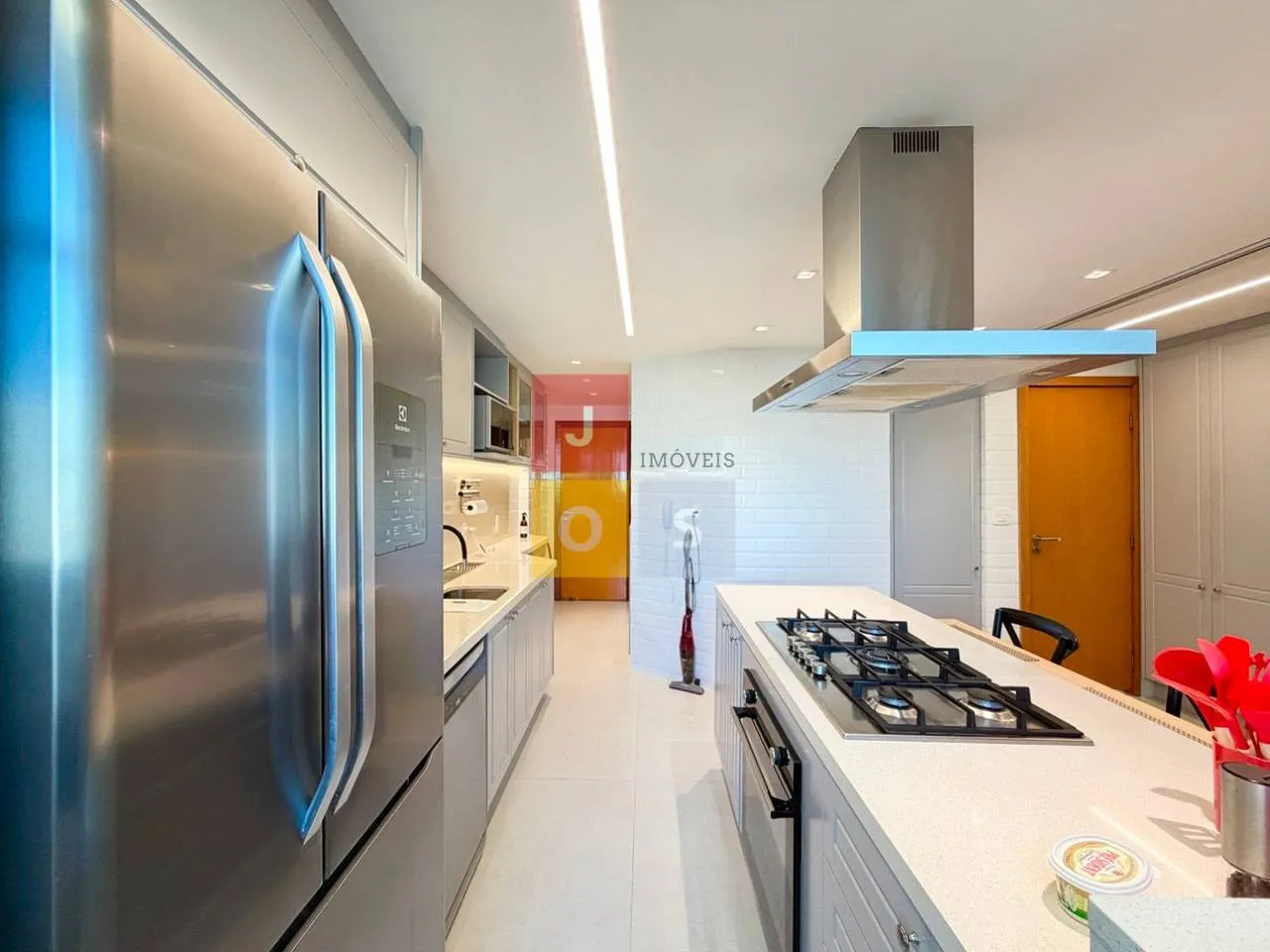 Apartamento mobiliado com 240 m² e 4 suítes — photo 81