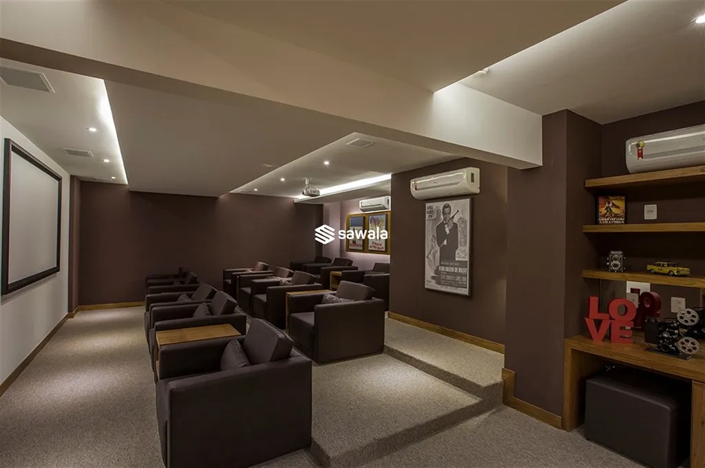 2-bedroom apartment in a building with a pool — photo 28
