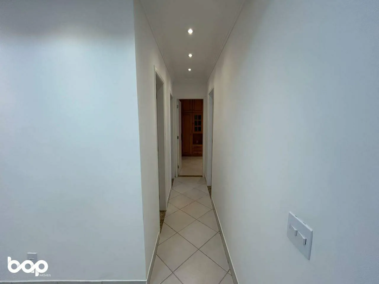 3-bedroom apartment, 1 with its own bathroom, 91 m² — photo 10