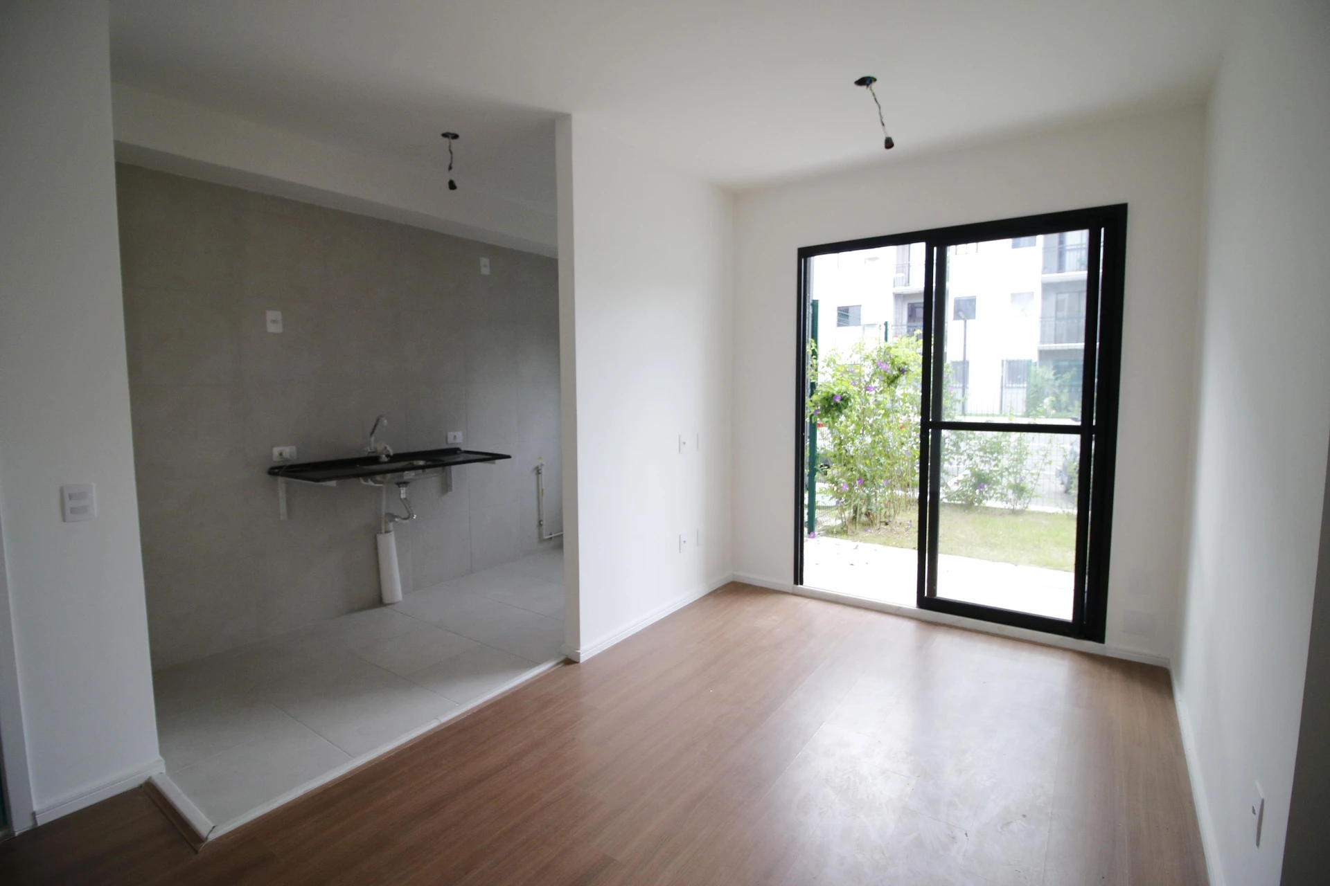 Apartamento com 2 quartos, varanda e vaga de garagem — photo 10