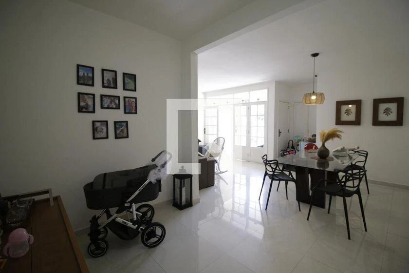 4-bedroom house with a home office — photo 32