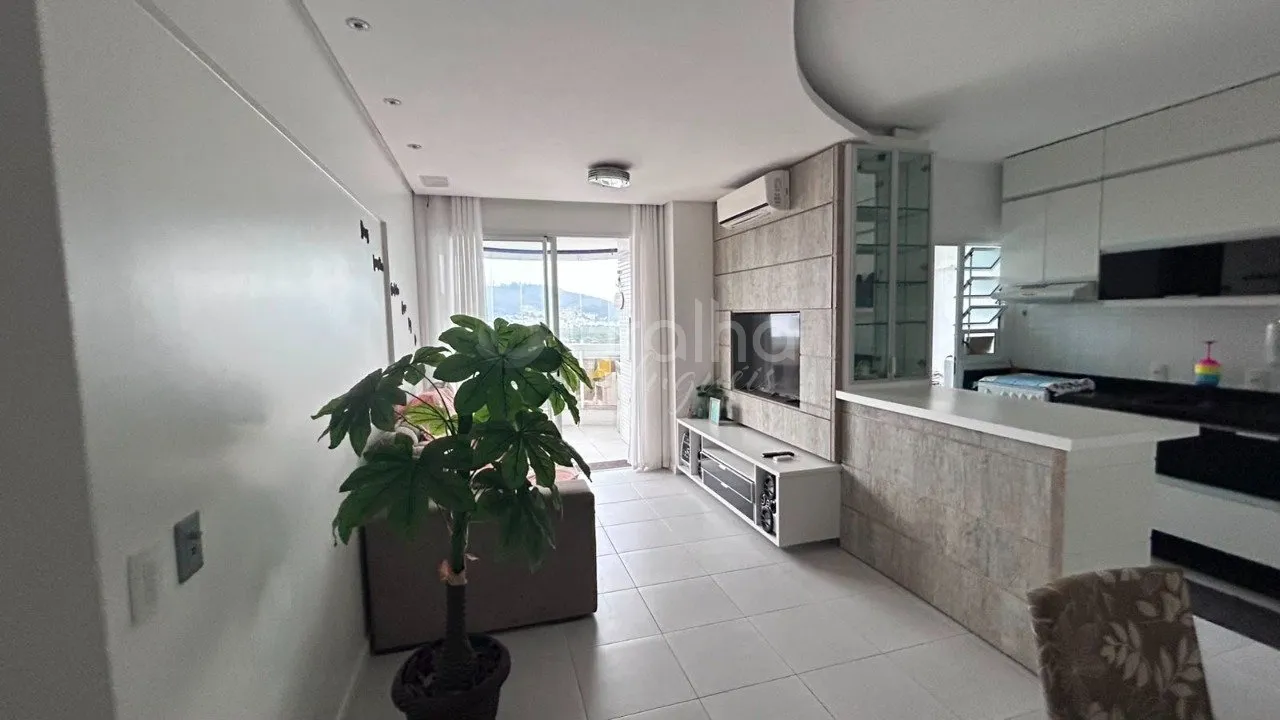 Furnished 99 m² apartment with 2 bedrooms and an en-suite — photo 4