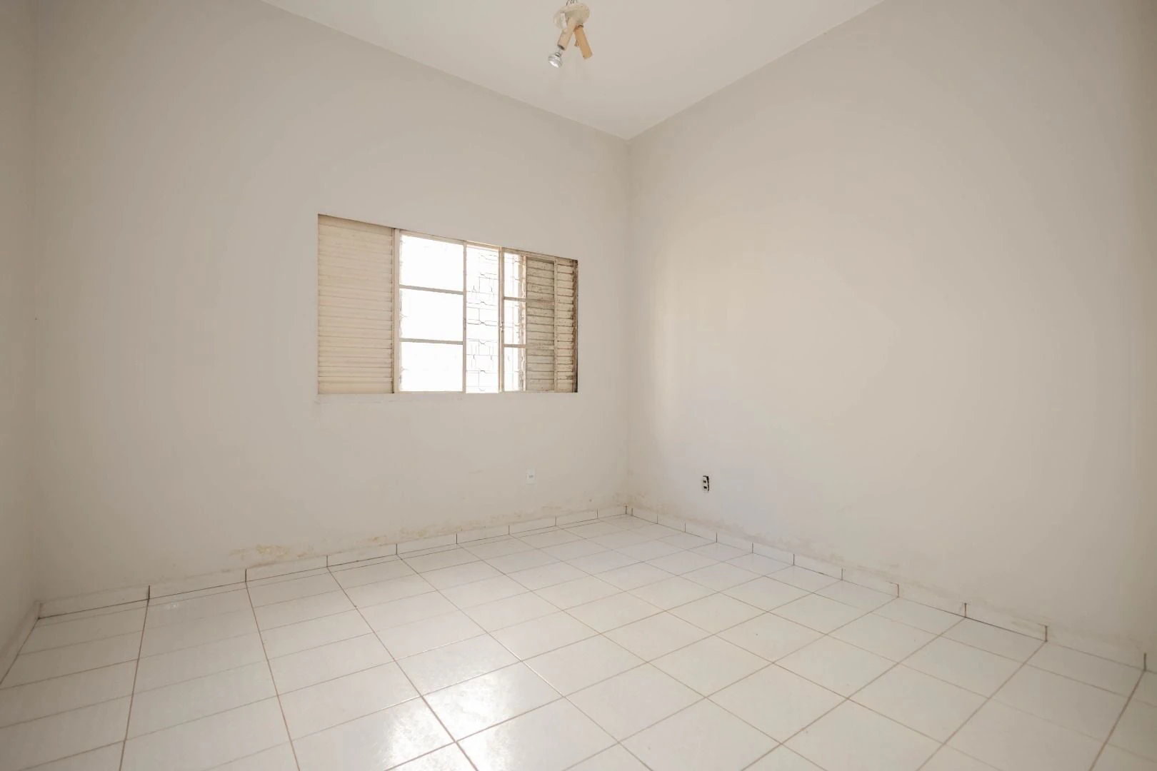 House for rent with 4 bedrooms, 2 bathrooms and 4 parking spaces — photo 17