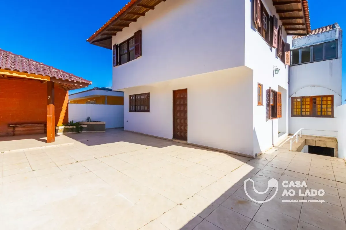 Casa de 288 m² com 4 quartos e 4 banheiros — photo 50