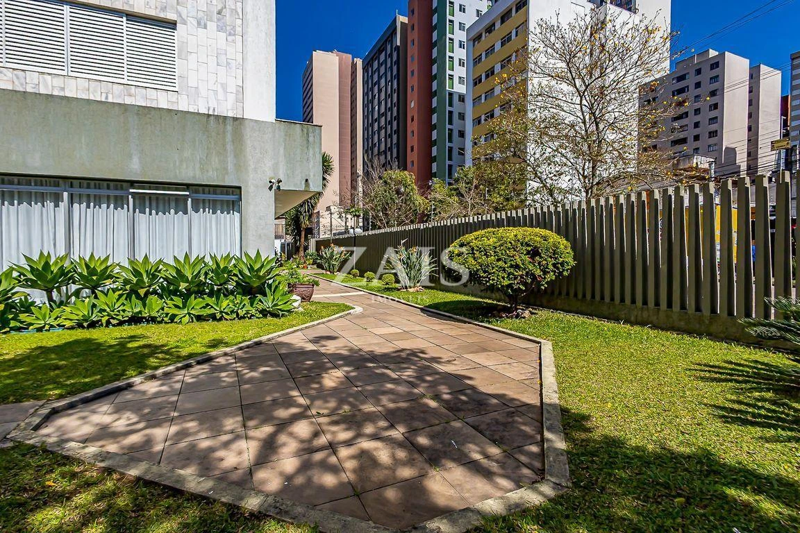 Furnished 3-bedroom apartment with 164 m² and parking — photo 37