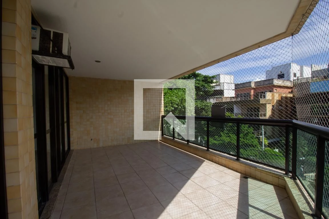 Apartamento com 4 suítes e varanda envidraçada — photo 7