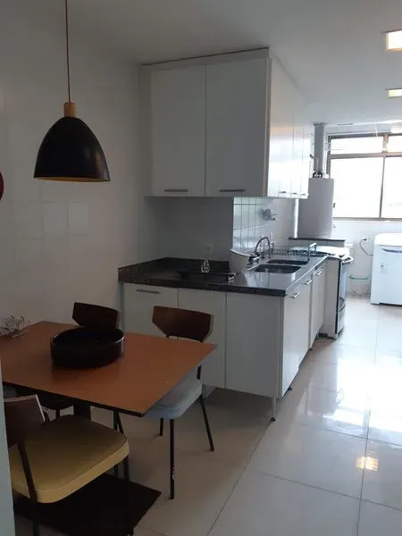 Apartamento com 4 quartos, 5 banheiros e cozinha fechada — photo 28
