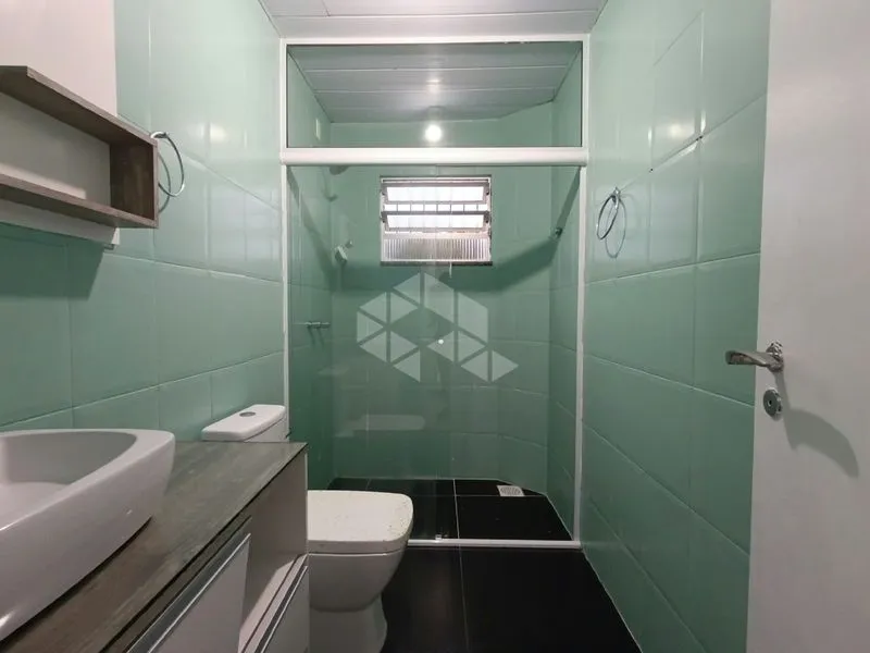 4-bedroom house with a bathtub in Florianópolis — photo 24