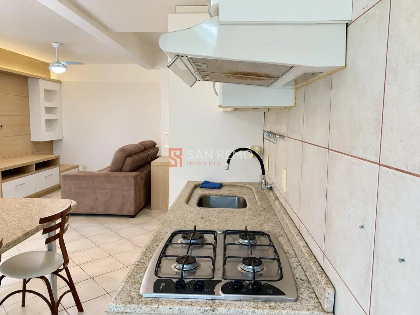 Furnished apartment, 67 m², with a private BBQ — photo 2