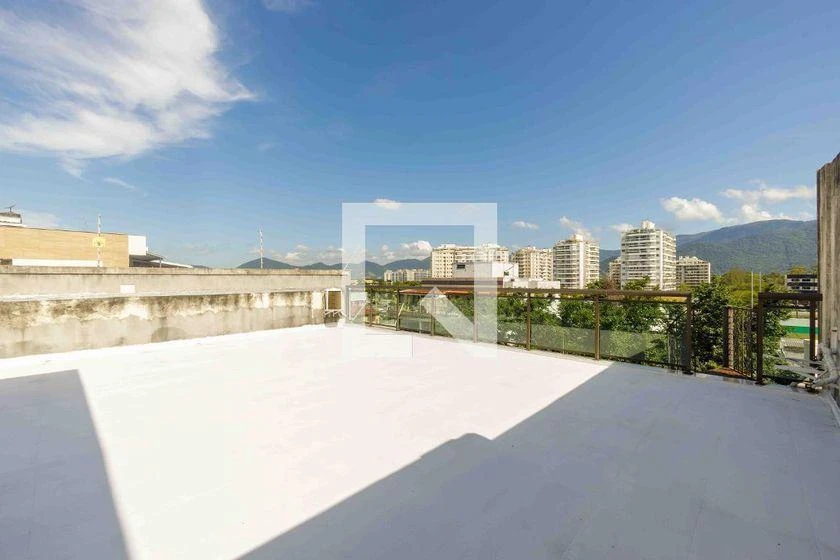 Furnished 185 m² apartment with 3 bedrooms and balcony — photo 23