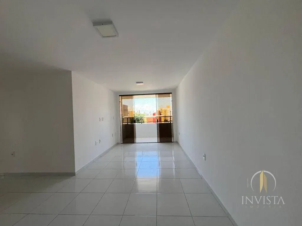 Apartamento de 3 quartos em condomínio com piscina — photo 3