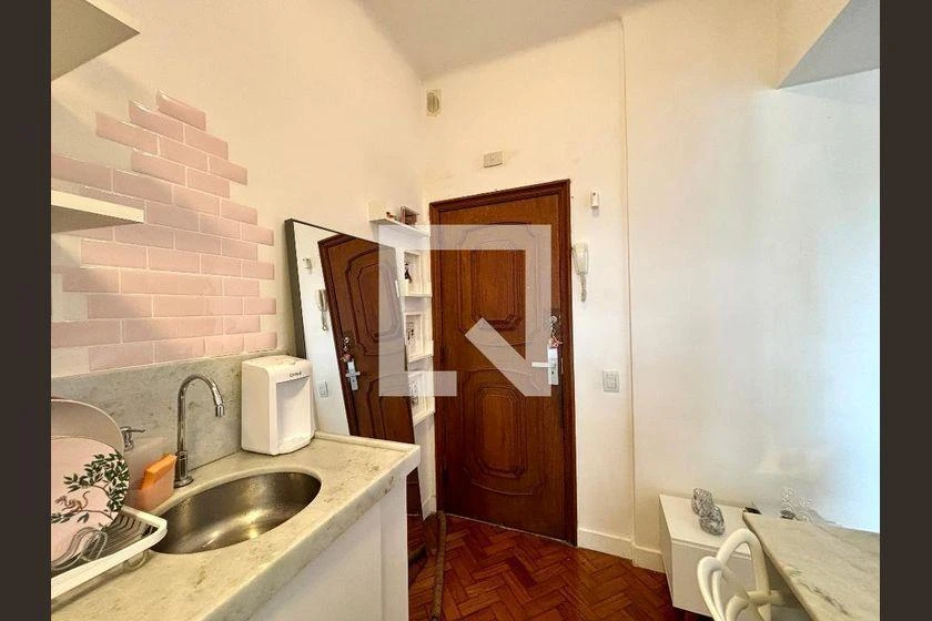 Furnished 1-bedroom apartment with 27 m², no parking — photo 15