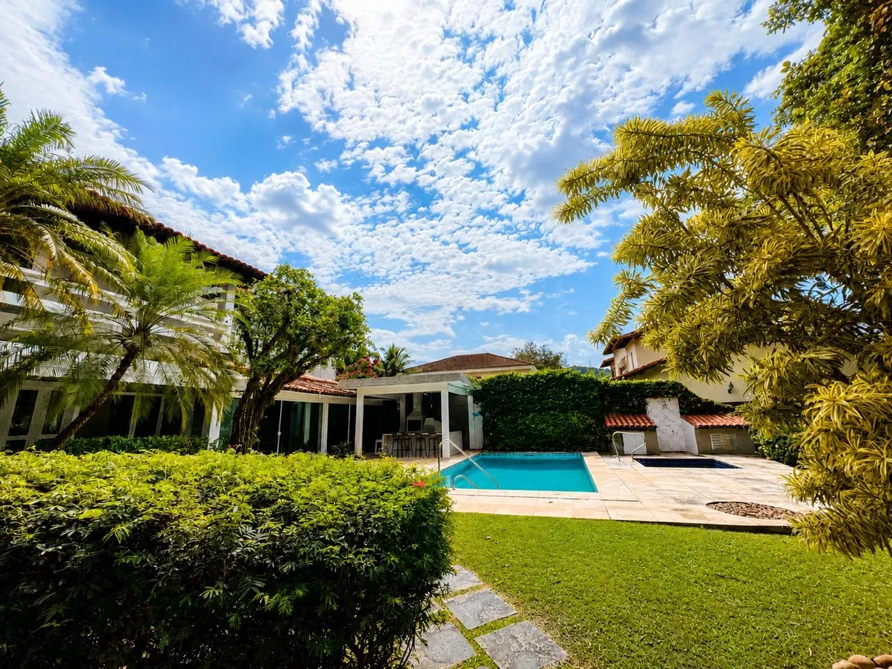 Casa para locação 647 m² com 5 quartos e 2 suítes — photo 37