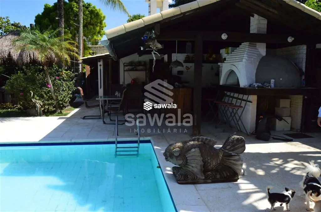 Casa com 4 quartos e 5 banheiros, bem cuidada — photo 4