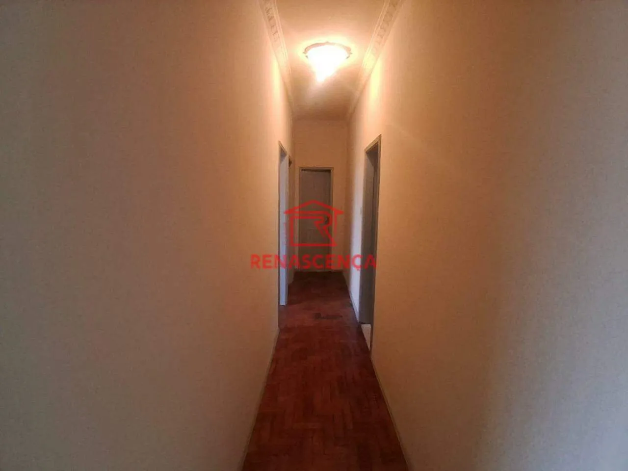 2-bedroom apartment with wood or laminate floors — photo 19
