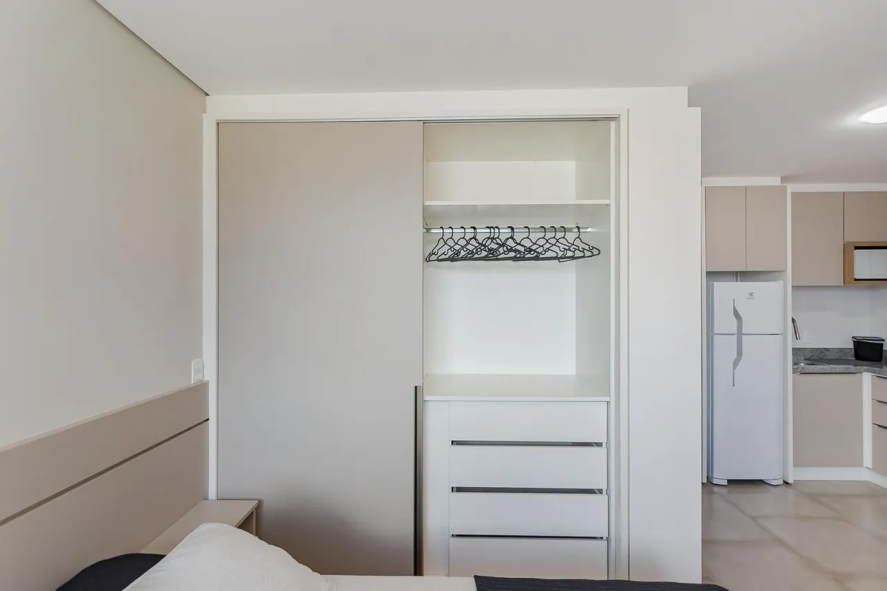 Furnished studio 22 m² with an en-suite bathroom — photo 5